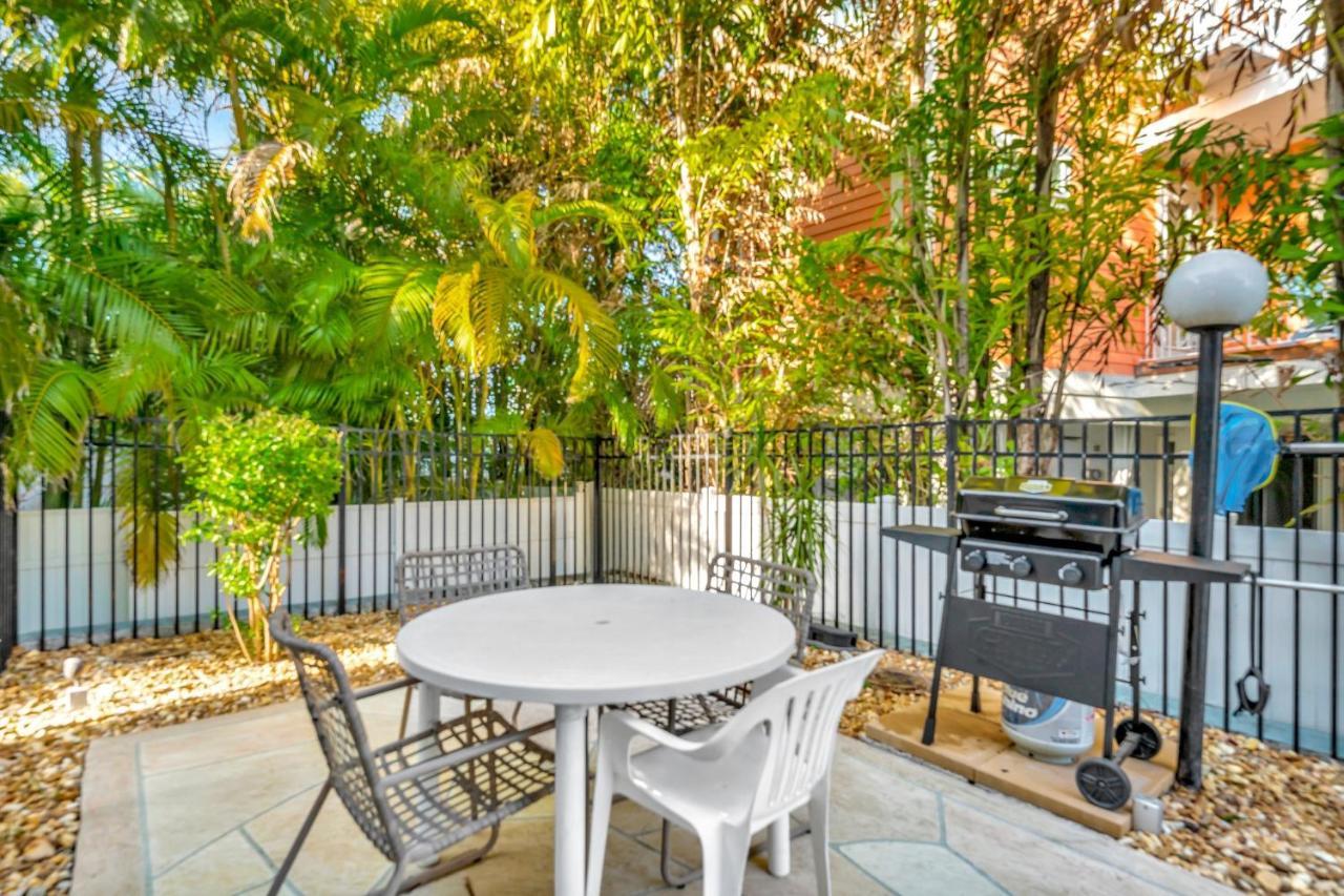 Coastal Cheer Apartment Bradenton Beach Bagian luar foto