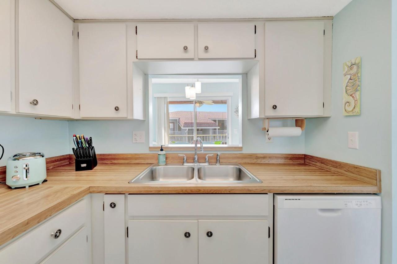 Coastal Cheer Apartment Bradenton Beach Bagian luar foto