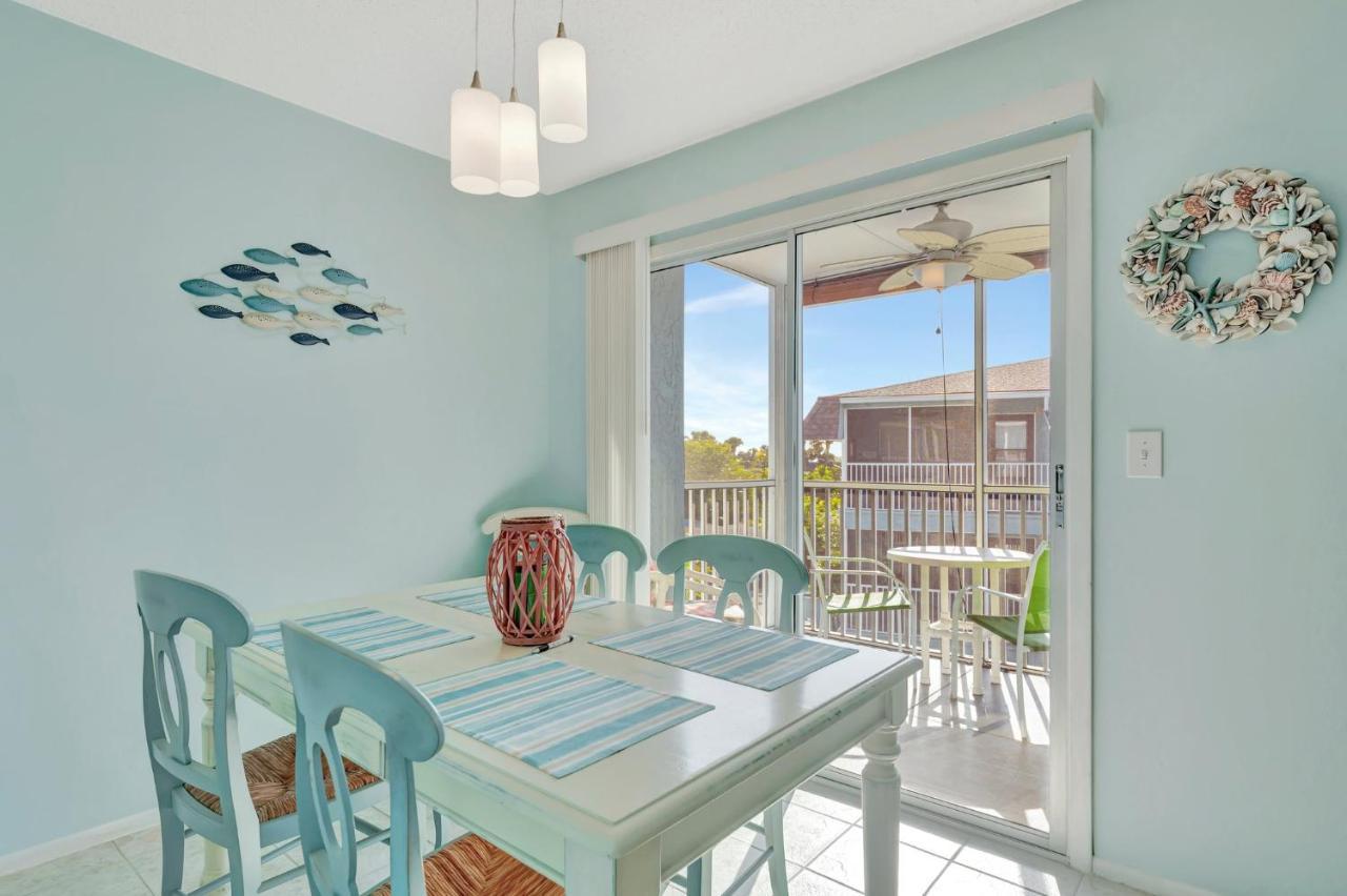 Coastal Cheer Apartment Bradenton Beach Bagian luar foto