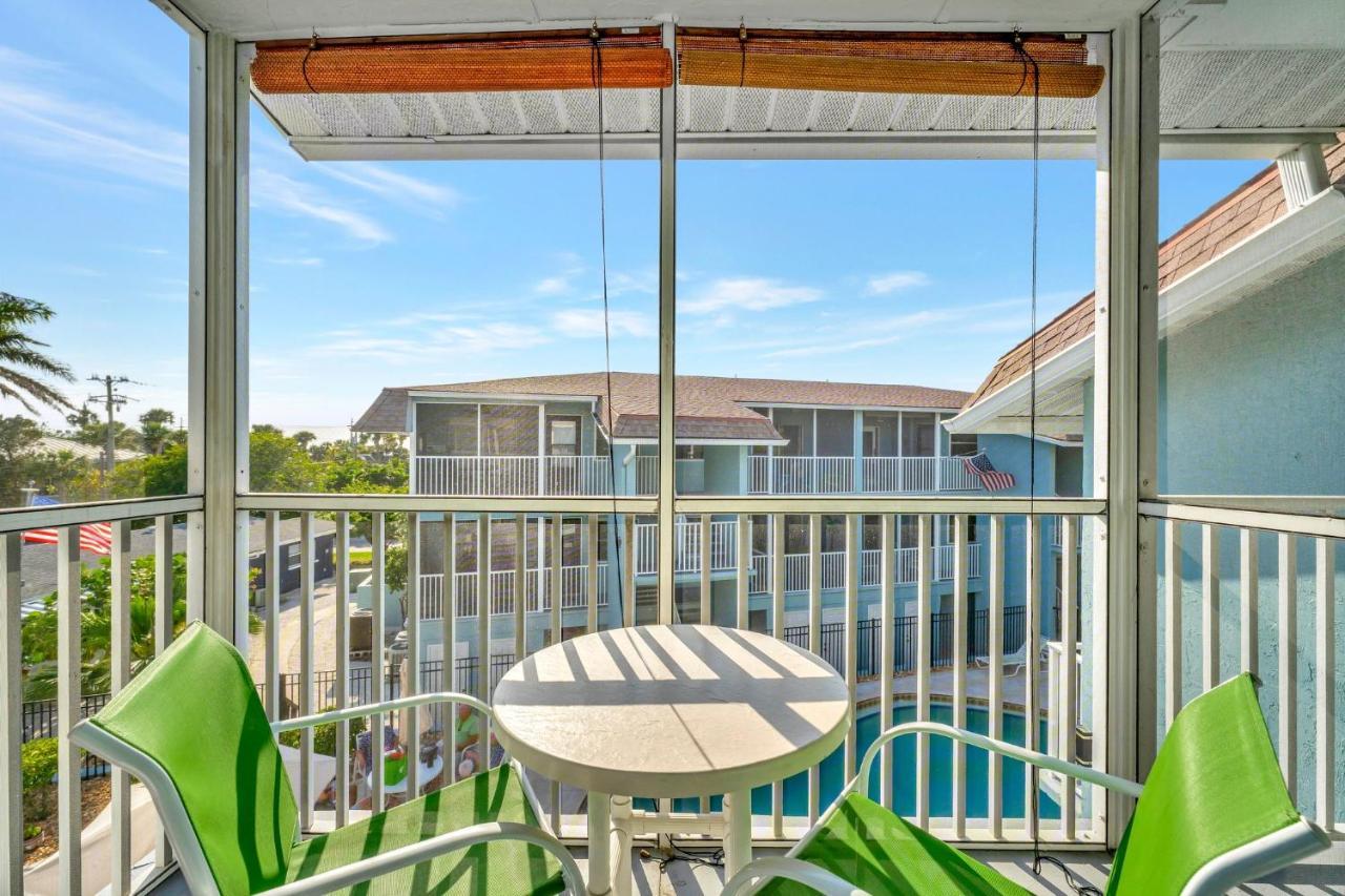 Coastal Cheer Apartment Bradenton Beach Bagian luar foto