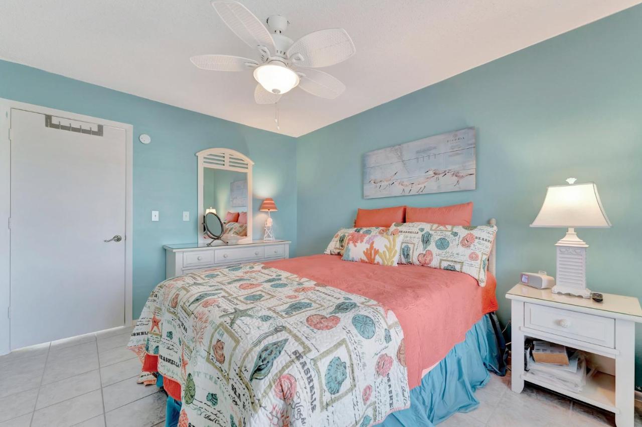 Coastal Cheer Apartment Bradenton Beach Bagian luar foto